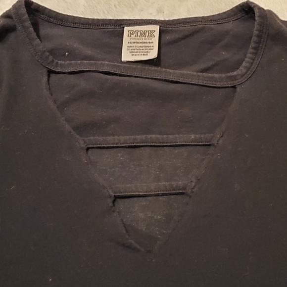 ❗LOWEST PRICE❗VS PINK Long Sleeve V-neck - Picture 2 of 6